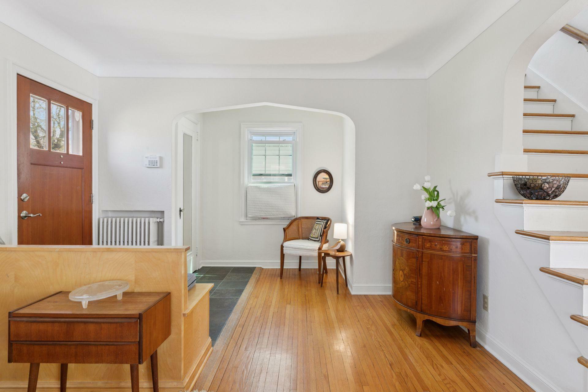 Property Photo: 1270 Bayard Avenue MN 55116