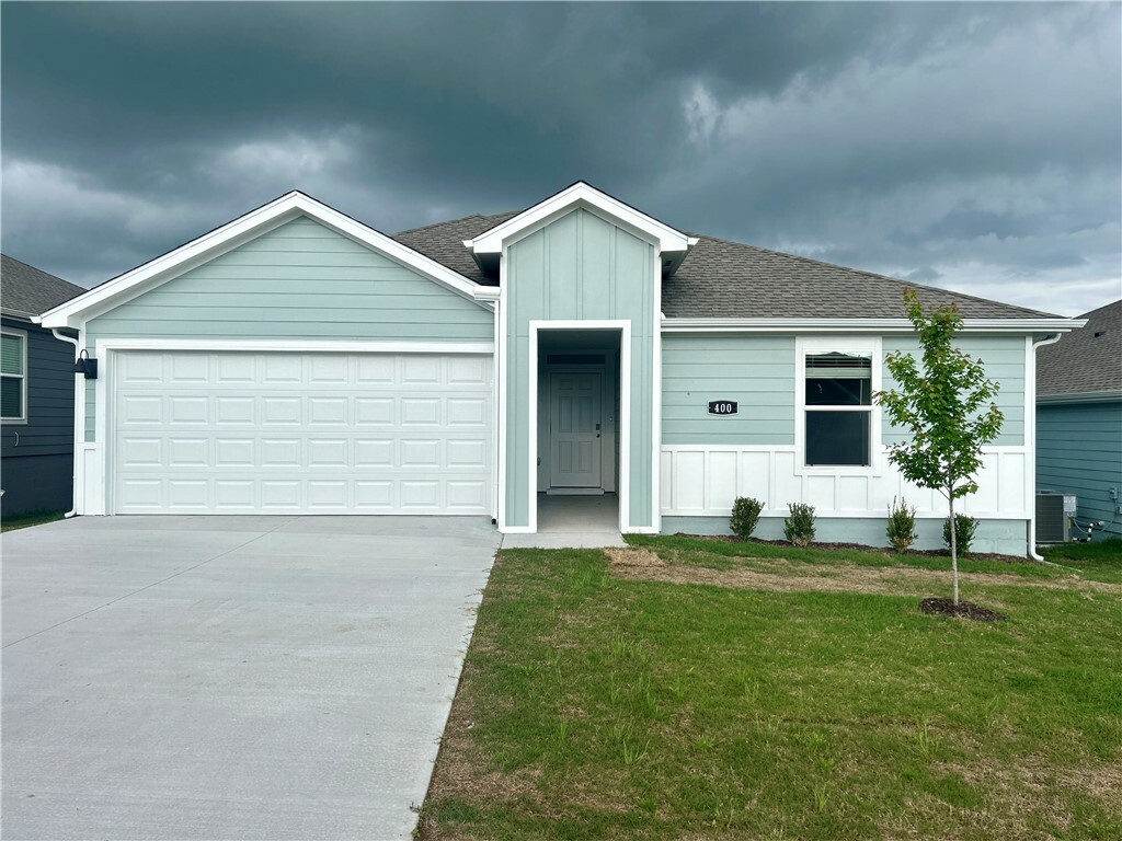 450 Raegan Street  Prairie Grove AR 72753 photo