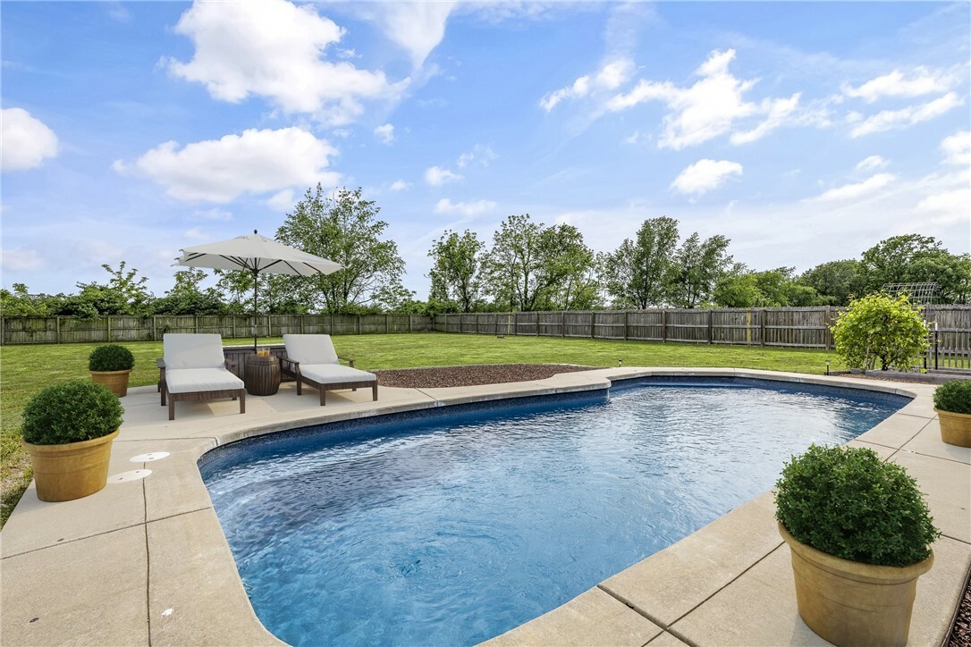 Property Photo: 203 Chattin Circle AR 72713