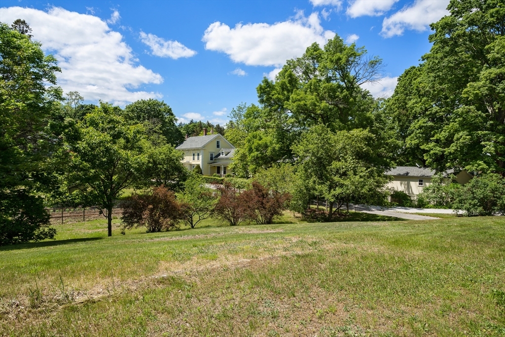 Property Photo: 83 Central St MA 01529