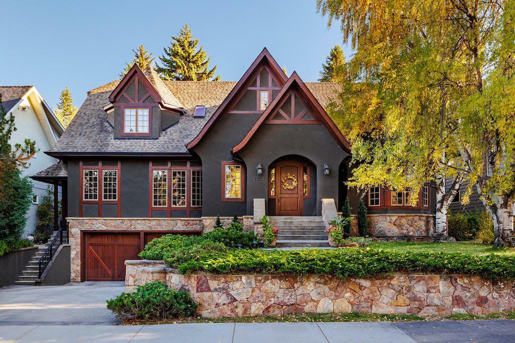1227 Lansdowne Avenue SW  Calgary AB T2S 1A4 photo