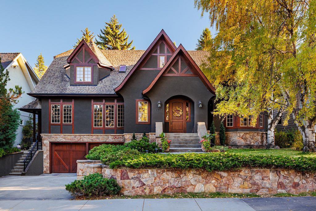1227 Lansdowne Avenue SW  Calgary AB T2S 1A4 photo