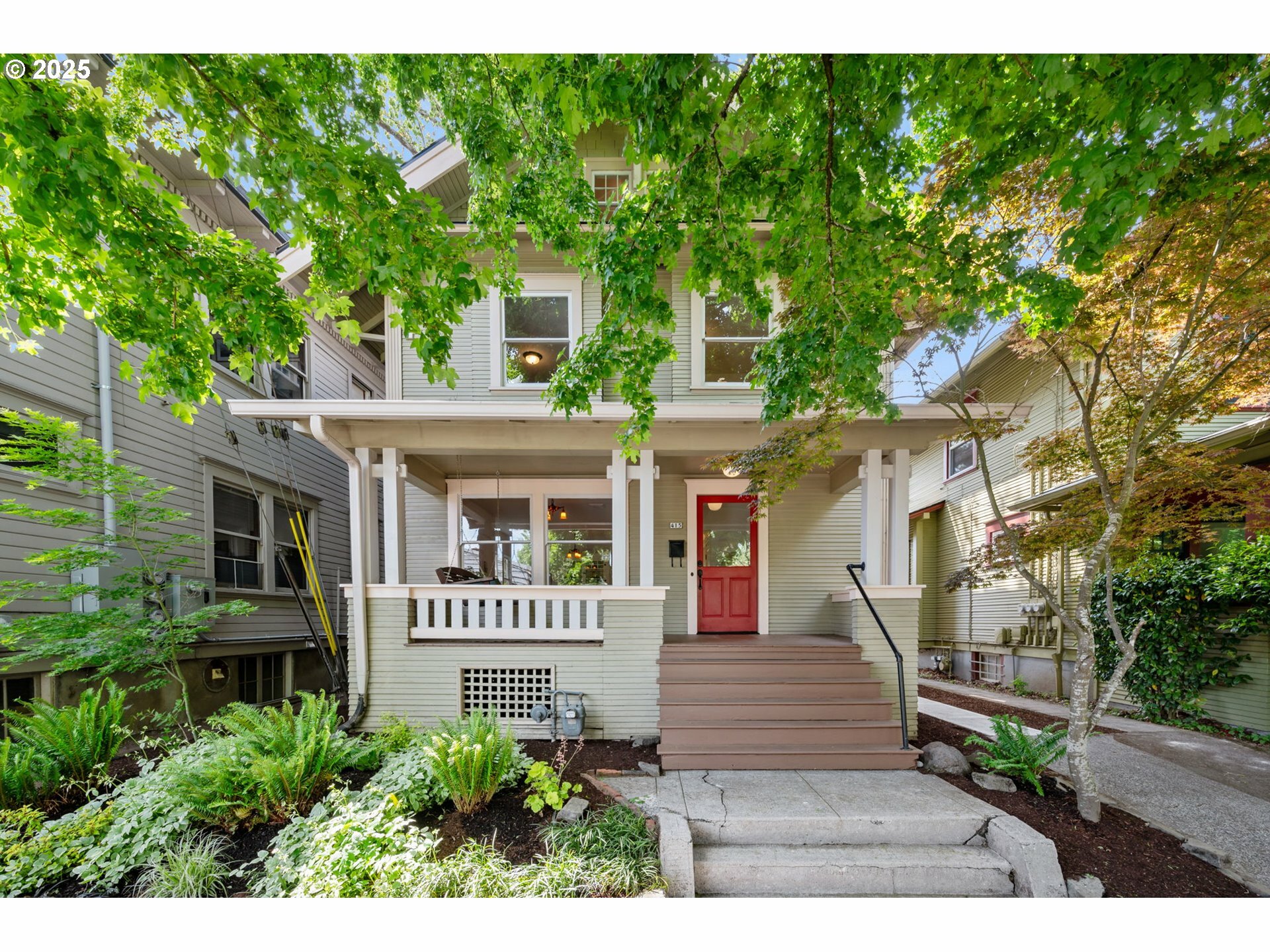 415 SE 28th Ave  Portland OR 97214 photo
