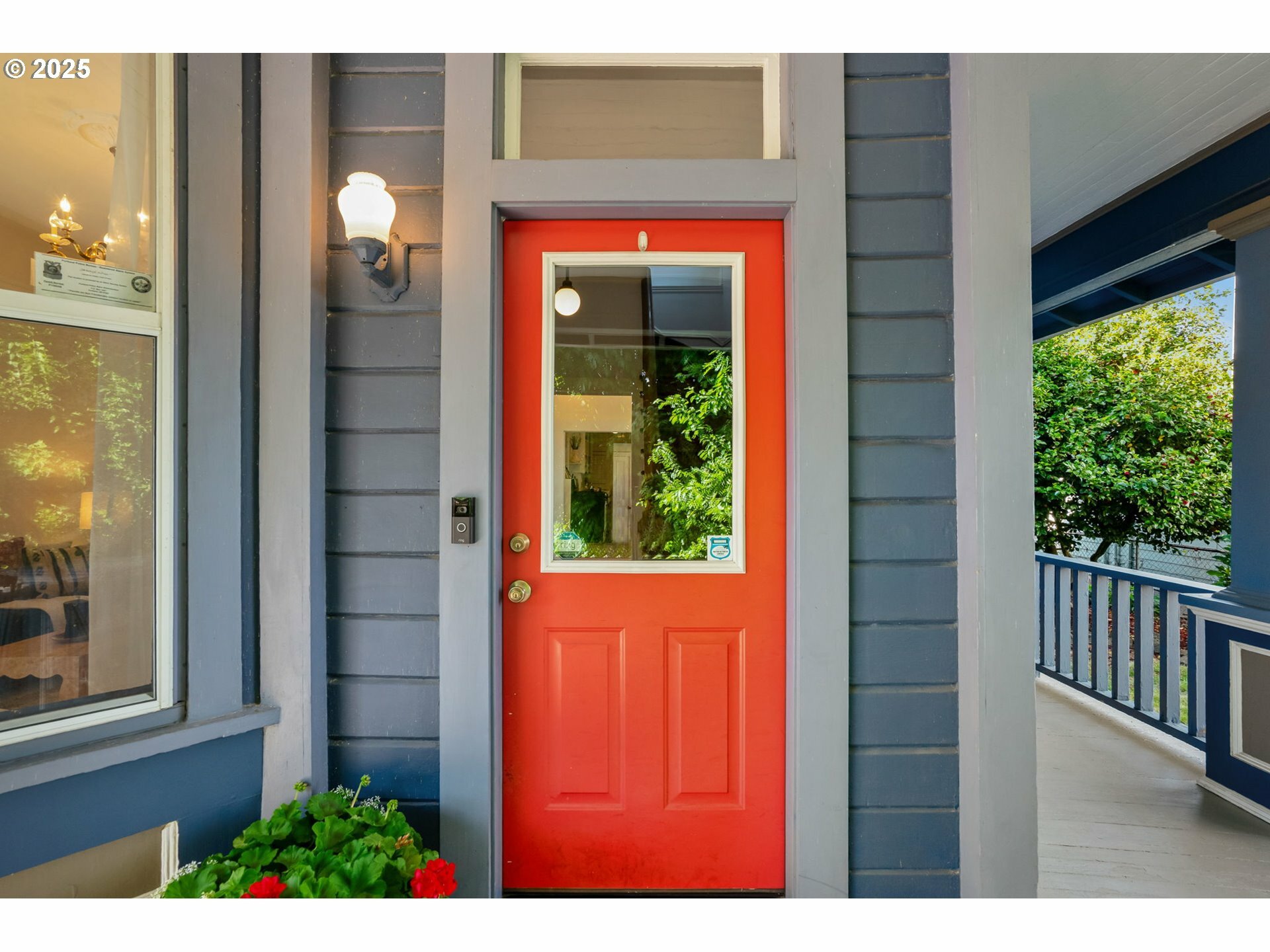 Property Photo: 4029 SE Taylor St OR 97214