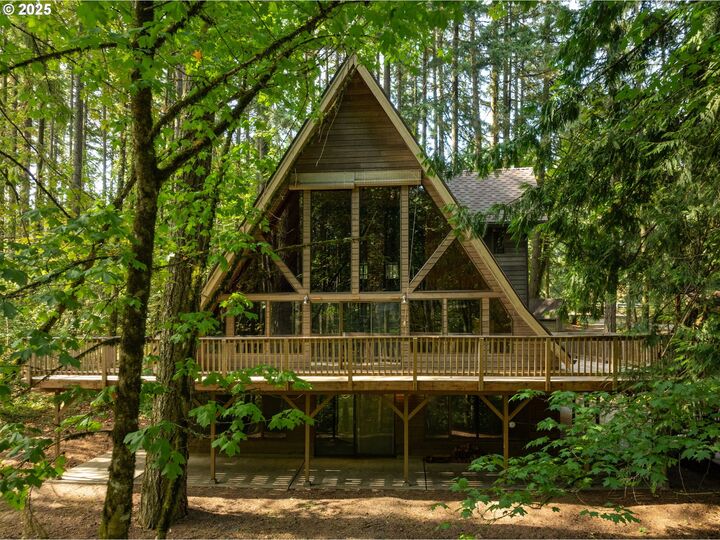 18020 SW Neugebauer Rd  Hillsboro OR 97123 photo