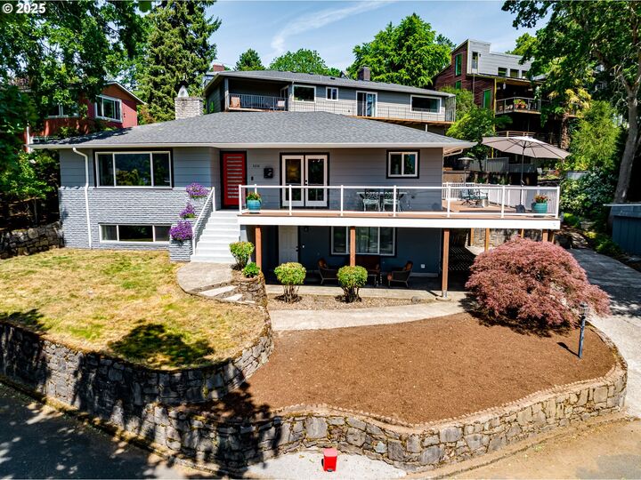 5210 N Emerson Dr  Portland OR 97217 photo