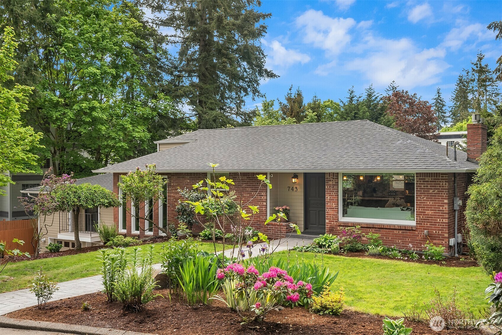 Property Photo: 743 N 138th St WA 98133