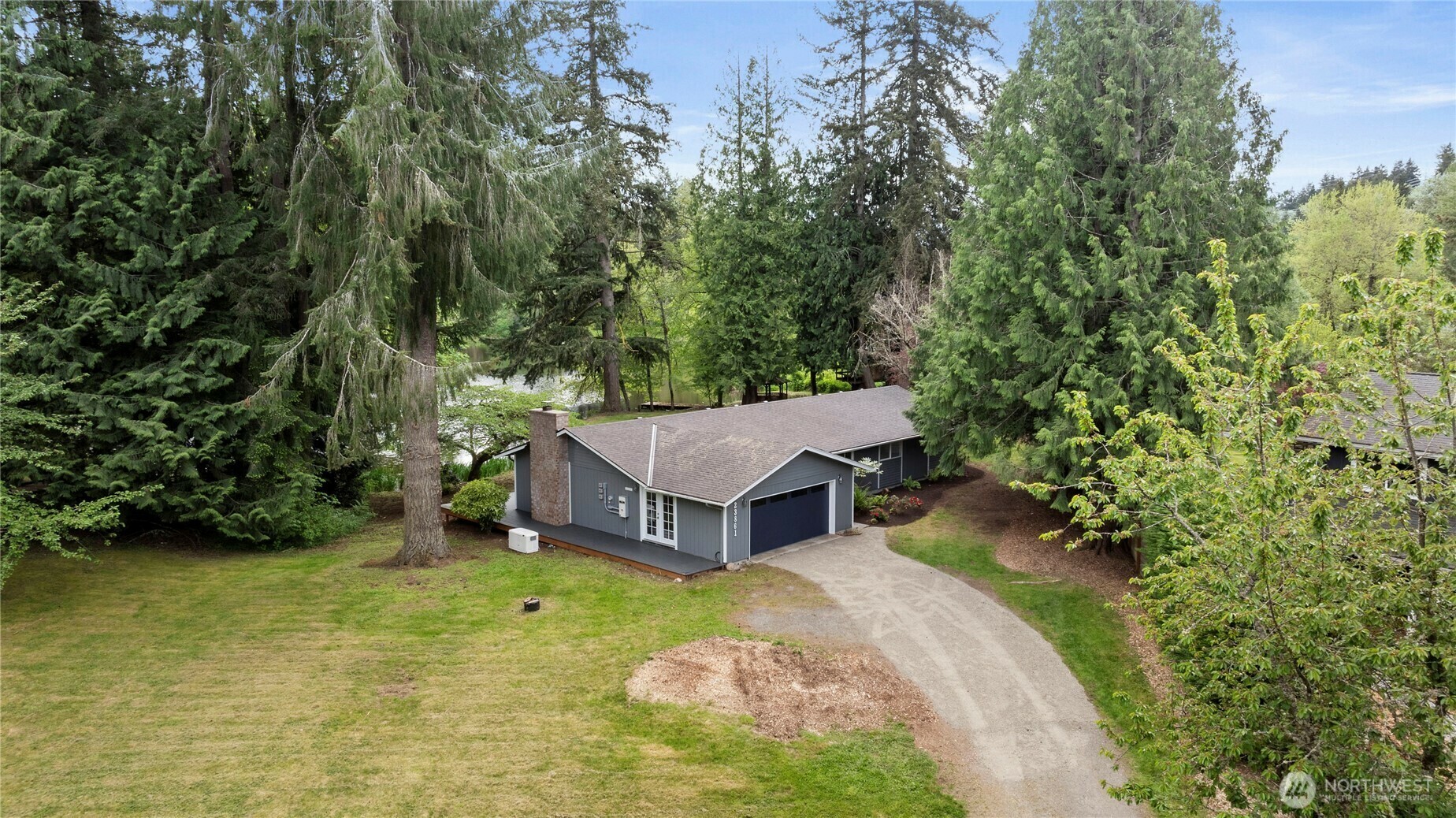 Property Photo: 23861 SE 162nd Street WA 98027