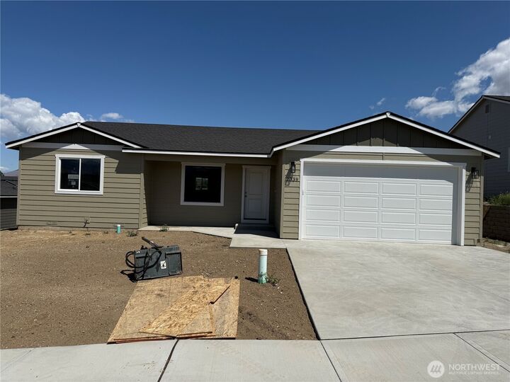Property Photo:  2339  Noah Street SE  WA 98802 