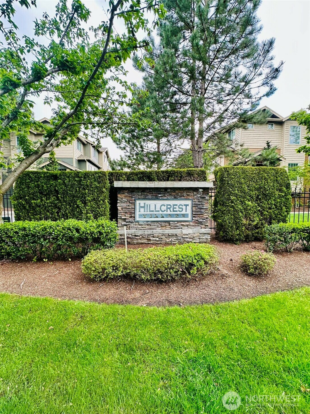 Property Photo: 4660 NE 3rd Court J3 WA 98059
