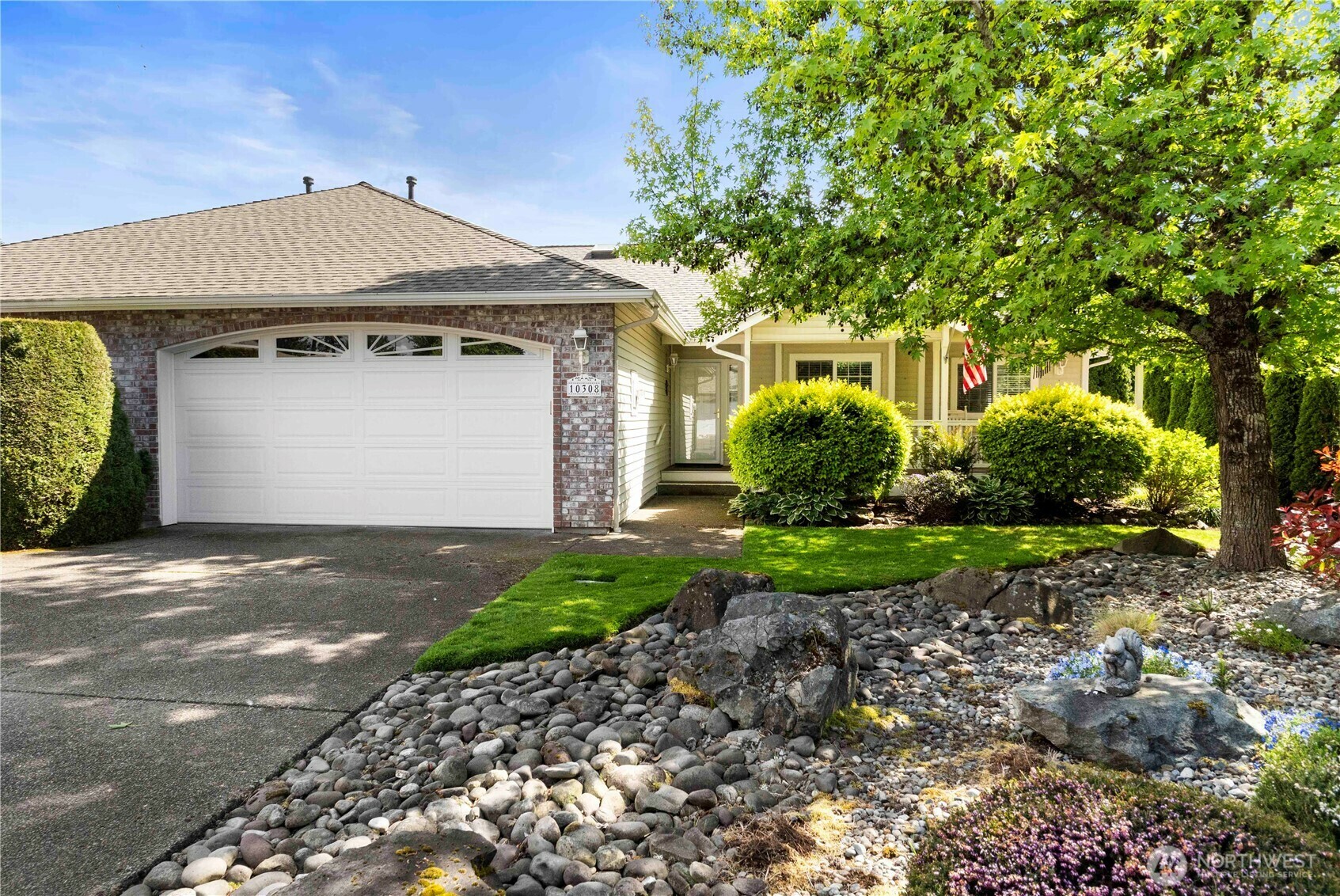 Property Photo: 10308 139th Street Ct E WA 98374