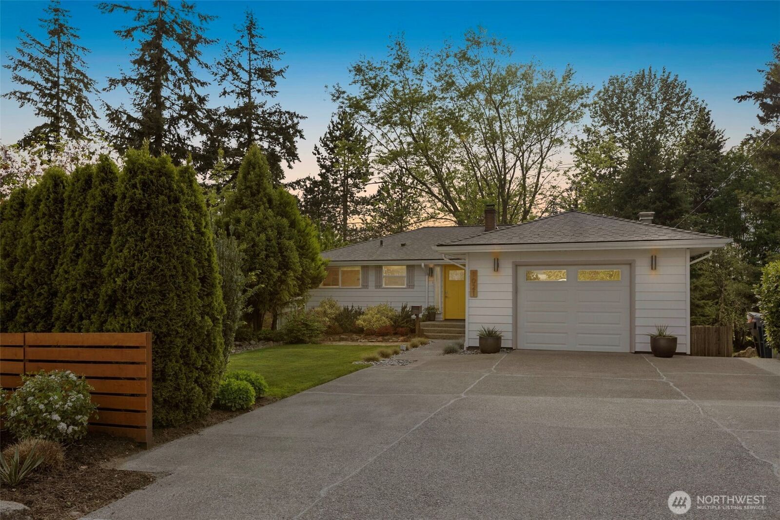 Property Photo: 1021 Olympia Avenue NE WA 98056