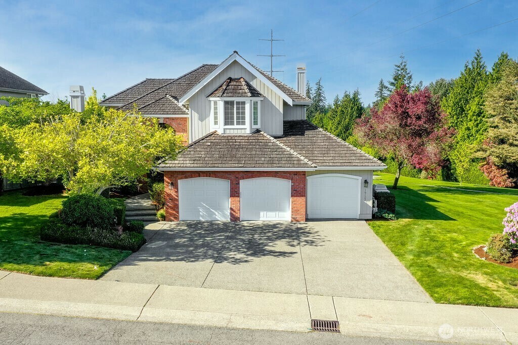 Property Photo:  16122 SE 266th Street  WA 98042 