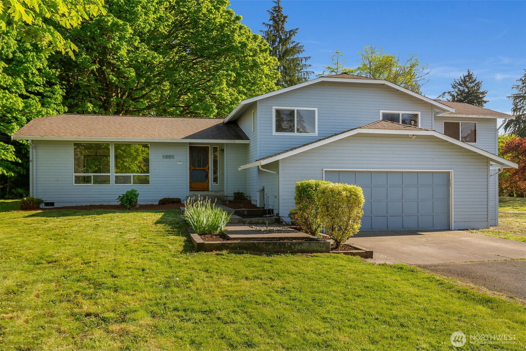 Property Photo:  1851 SW 304th Street  WA 98023 