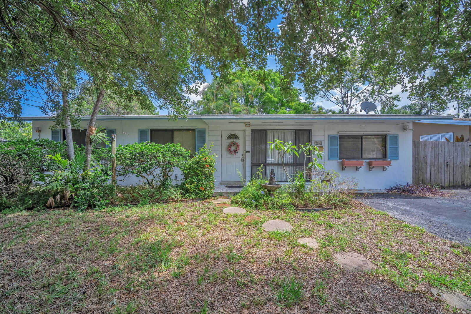 Property Photo: 730 NE 23rd Place FL 33064