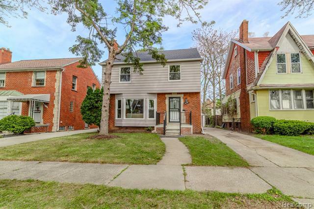 Property Photo: 8044 E Morrow Circle MI 48204