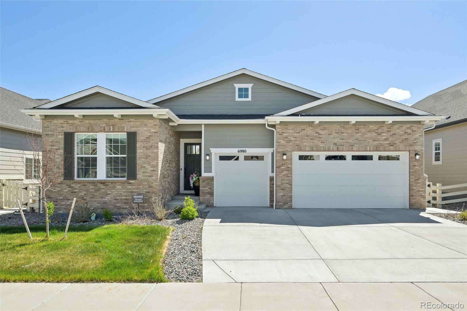 6980 S Yantley Court  Aurora CO 80016 photo