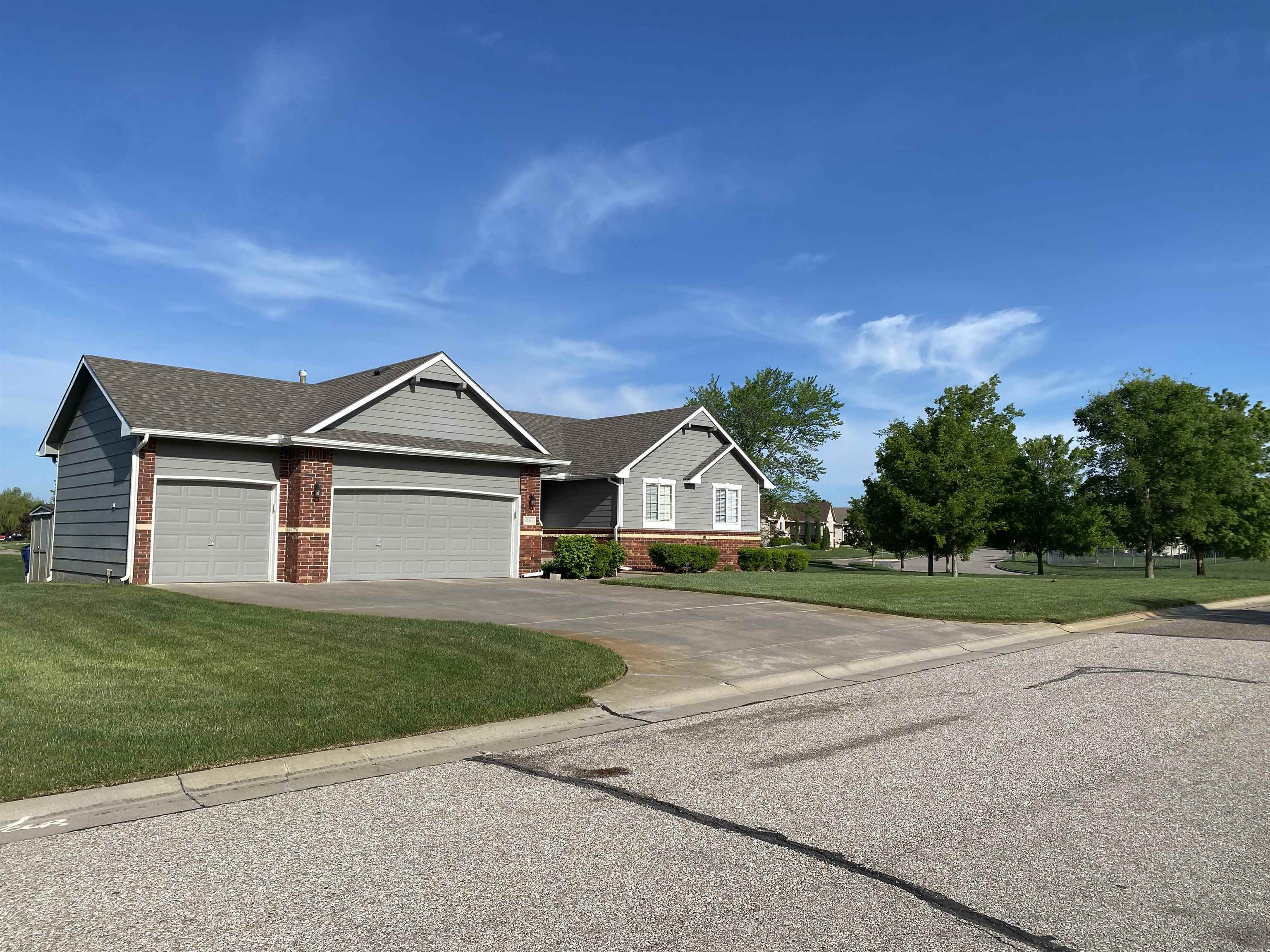 Property Photo: 12301 E Zimmerly Ct KS 67207