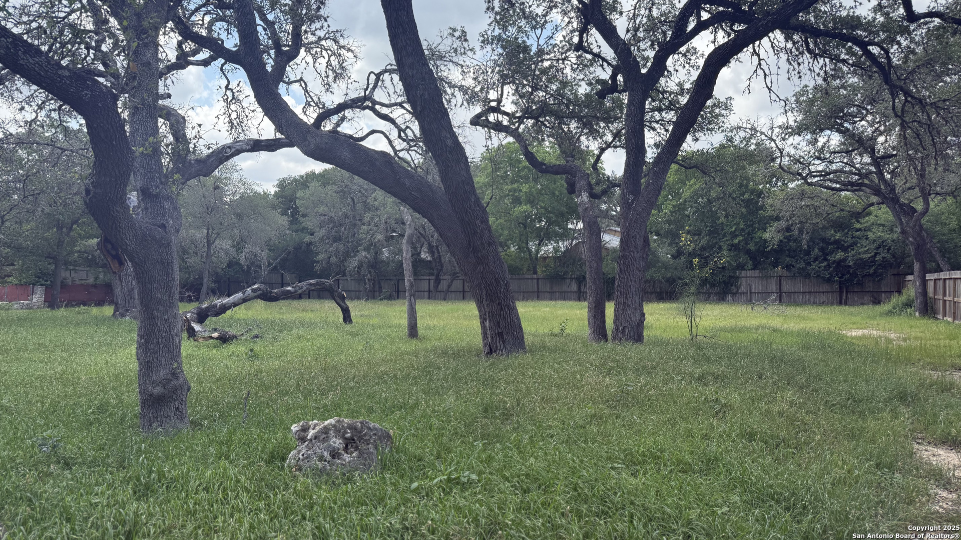 324 Fleetwood  Hollywood Park TX 78232 photo
