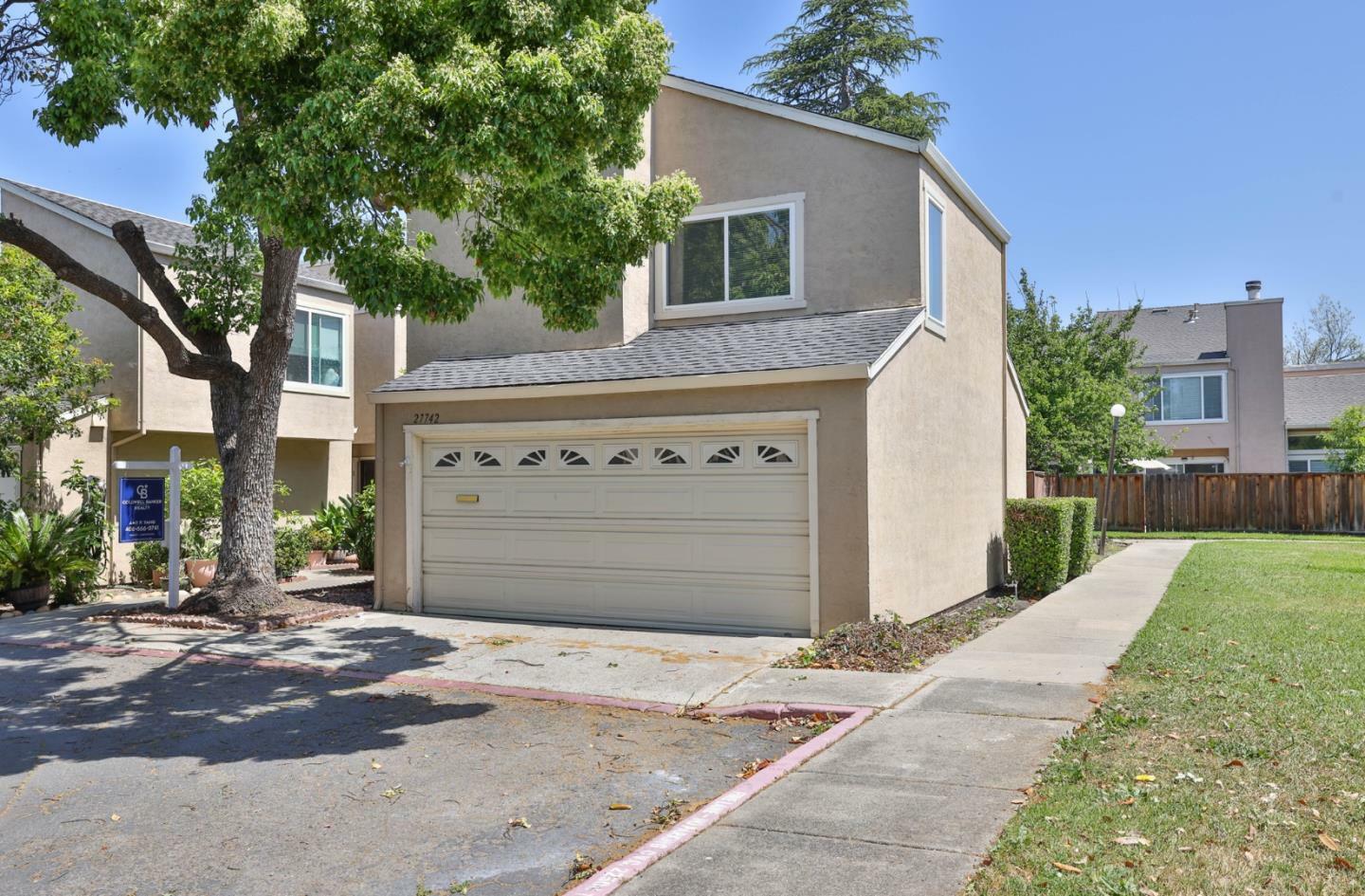 Property Photo: 27742 Eucalyptus Court CA 94544