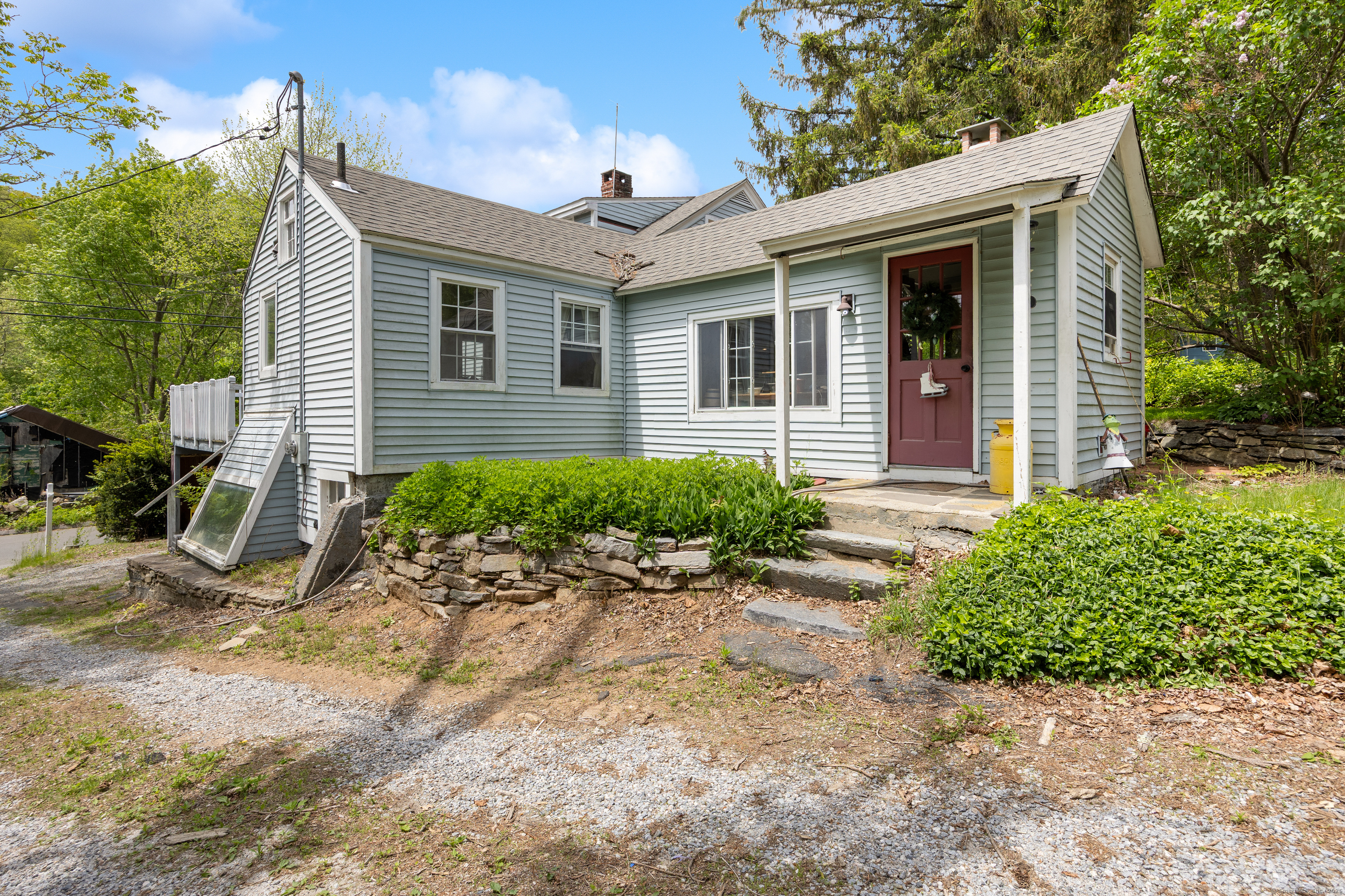 Property Photo: 16 Winter Avenue CT 06417