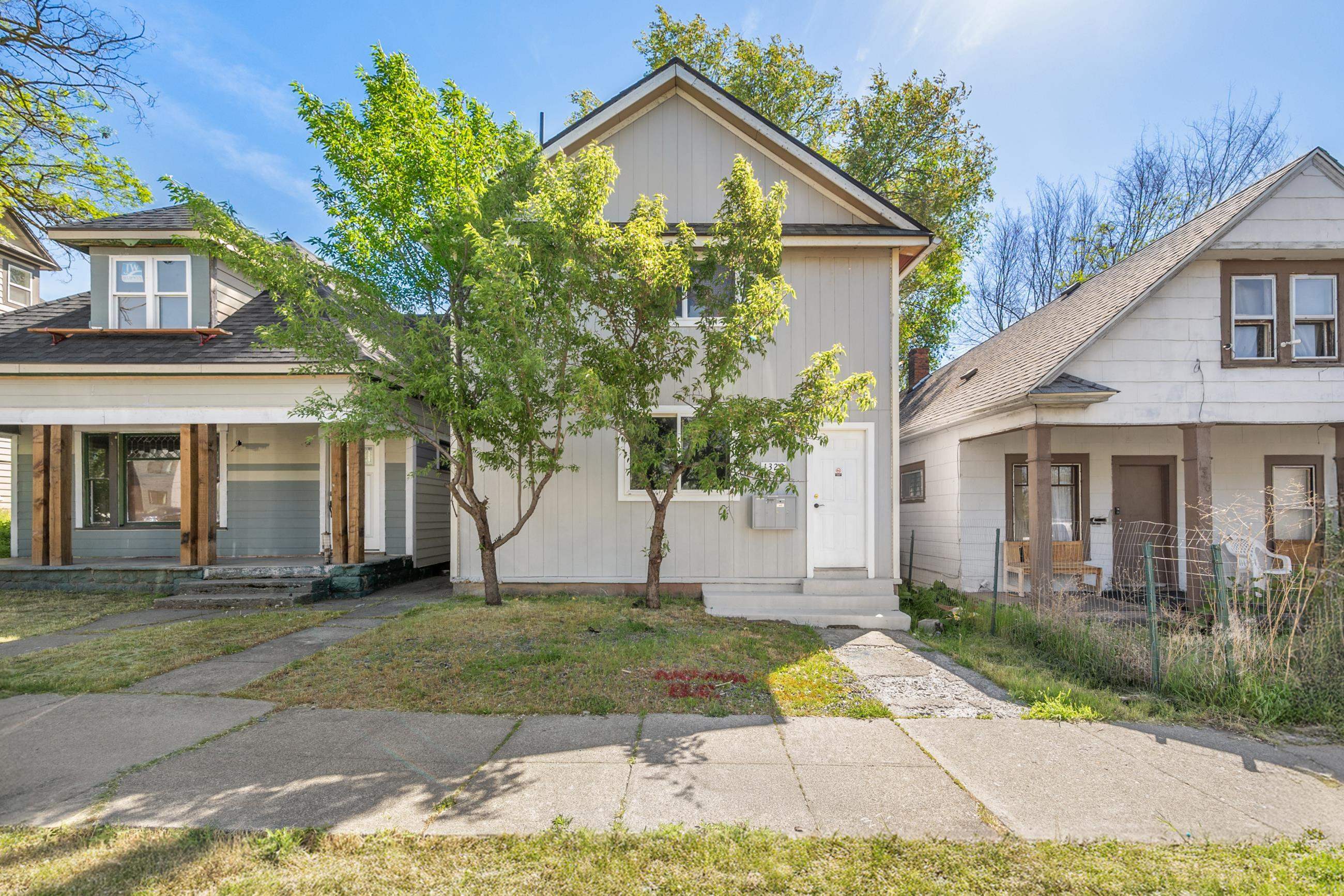 Property Photo: 1322 N Wall St WA 99201