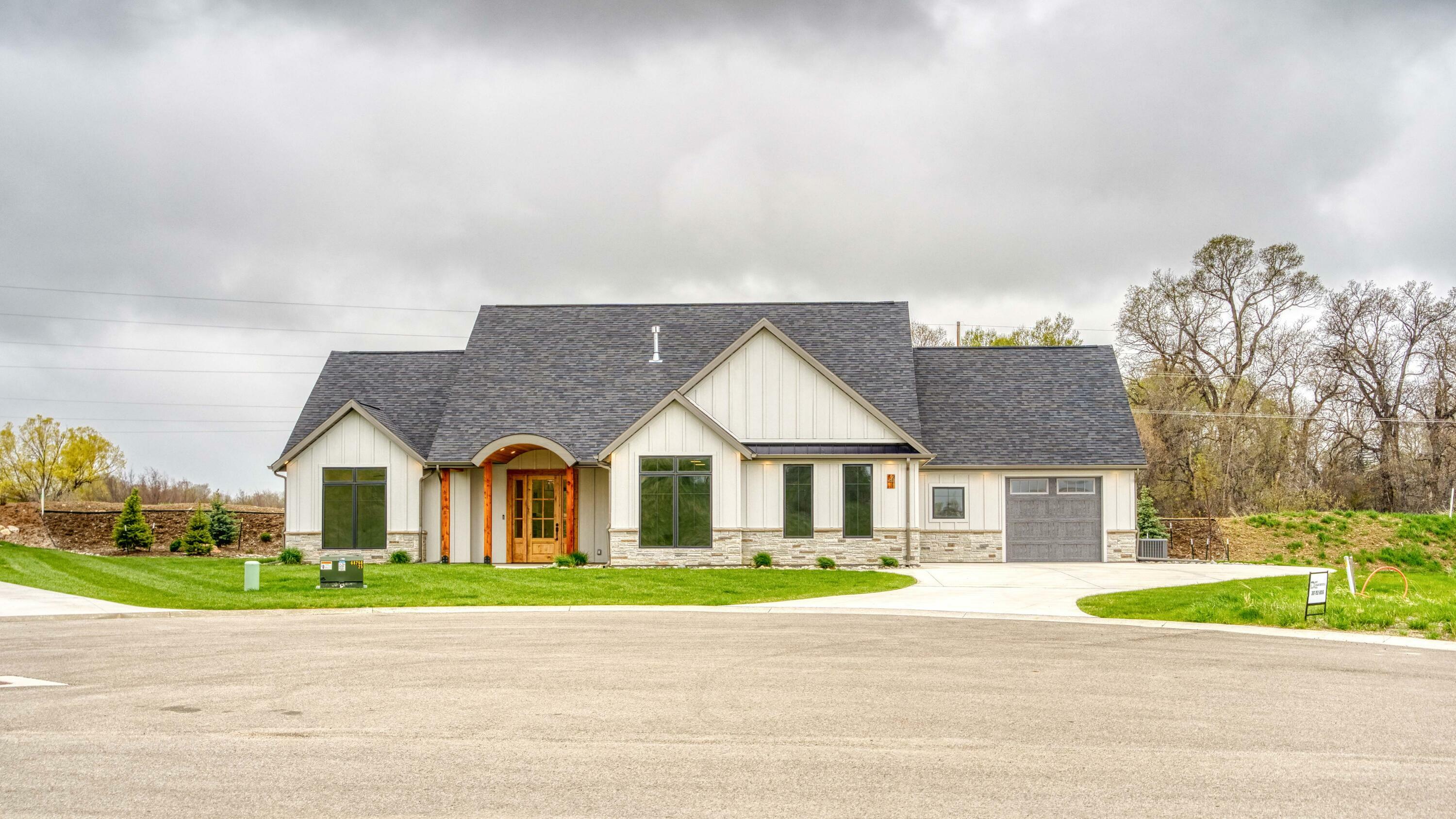 Property Photo: 4 Somerset WY 82801