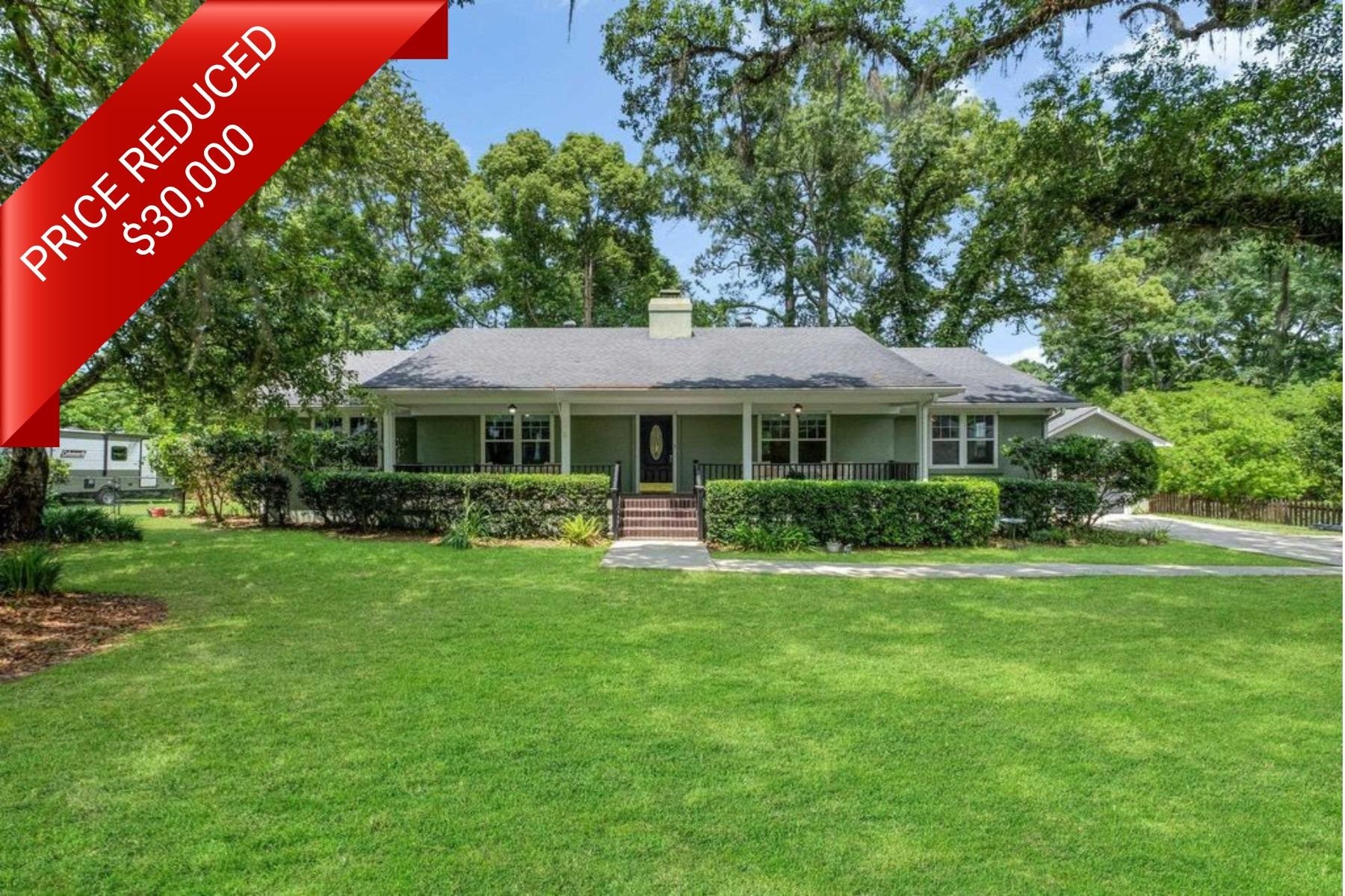 Property Photo: 1140 Renae Way FL 32312