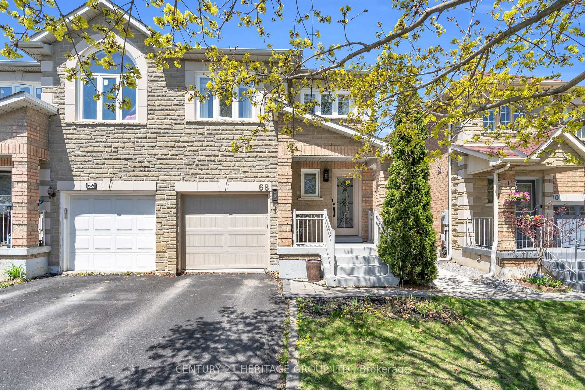 Property Photo: 68 Silverdart Crescent ON L4E 3T8