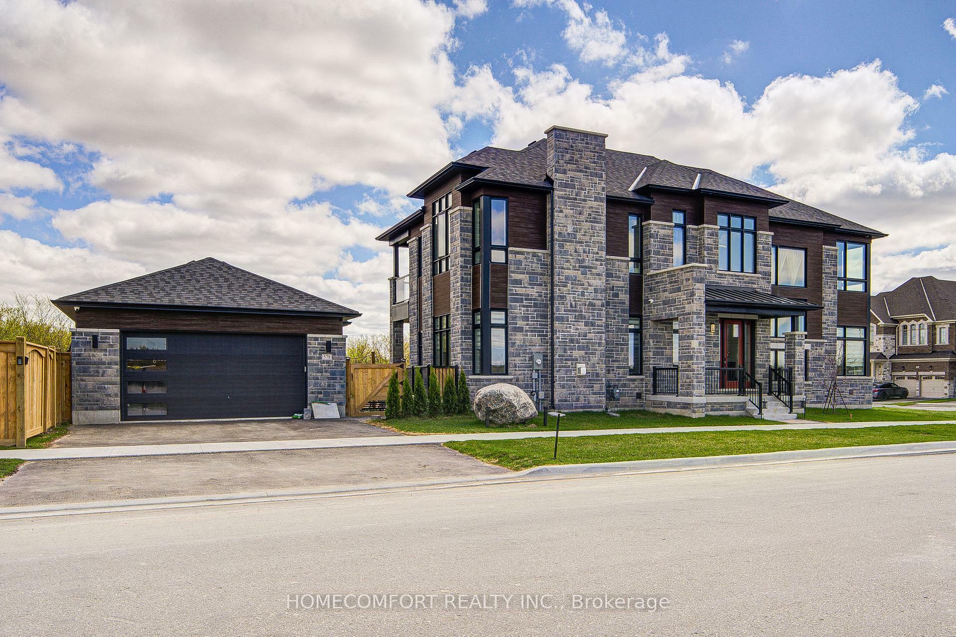 Photo de la propriété: 578 Baker Hill Boulevard ON L4A 0T8
