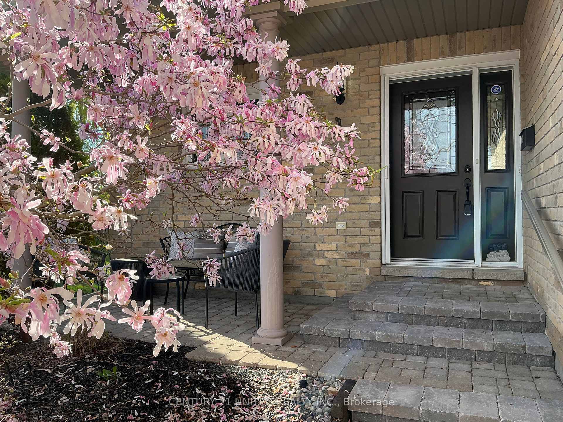 Property Photo: 227 Carnegie Avenue 4 ON K9L 0B3
