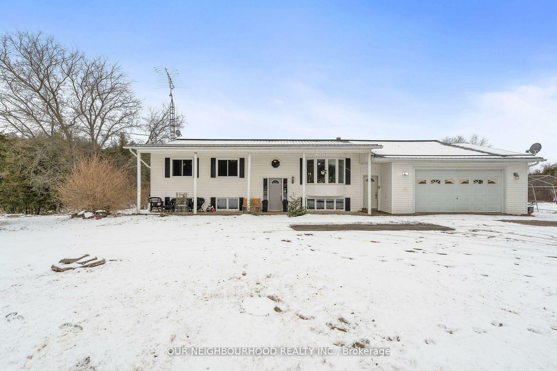Property Photo: 1442 Quin Mo Lac Road ON K0K 3J0