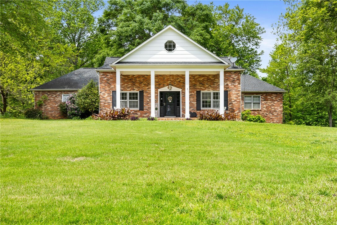 Property Photo: 3644 Walhalla Highway SC 29682