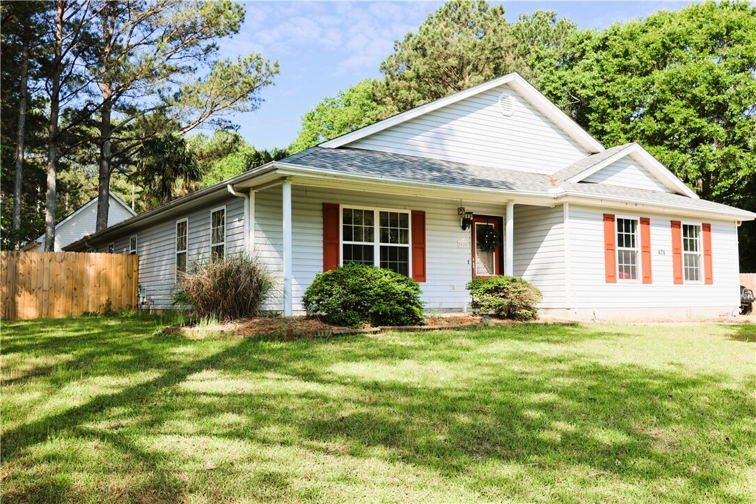 Property Photo: 424 Shore Line Drive SC 29626