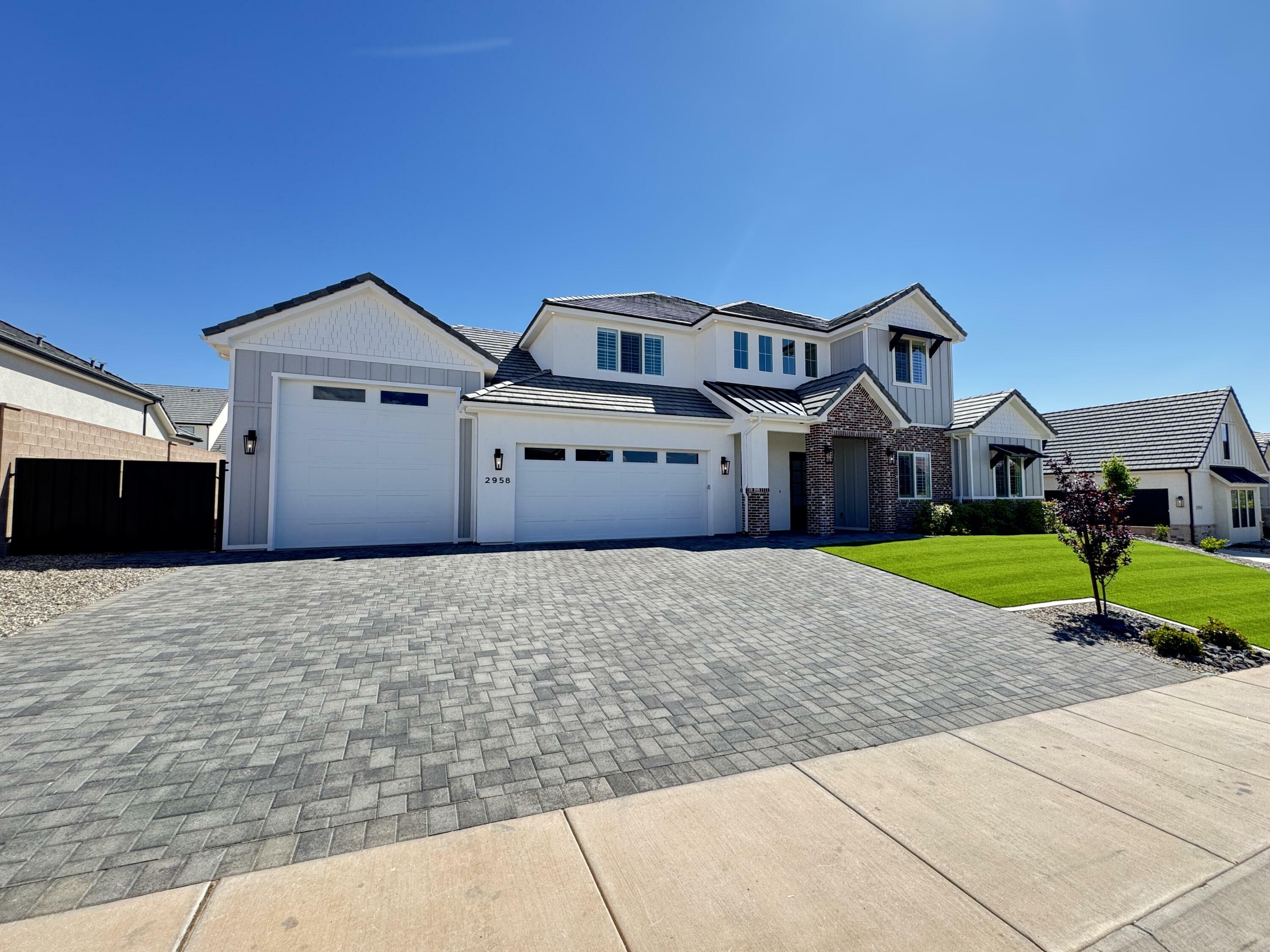 Property Photo: 2958 E Willow Tree Ln UT 84790