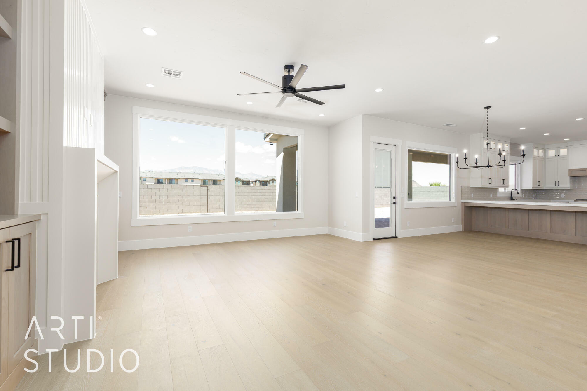 Property Photo: 2689 E Moorland Dr UT 84790