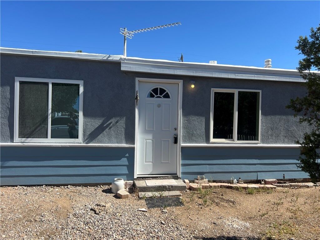 Property Photo: 2495 E Devlin Avenue AZ 86409