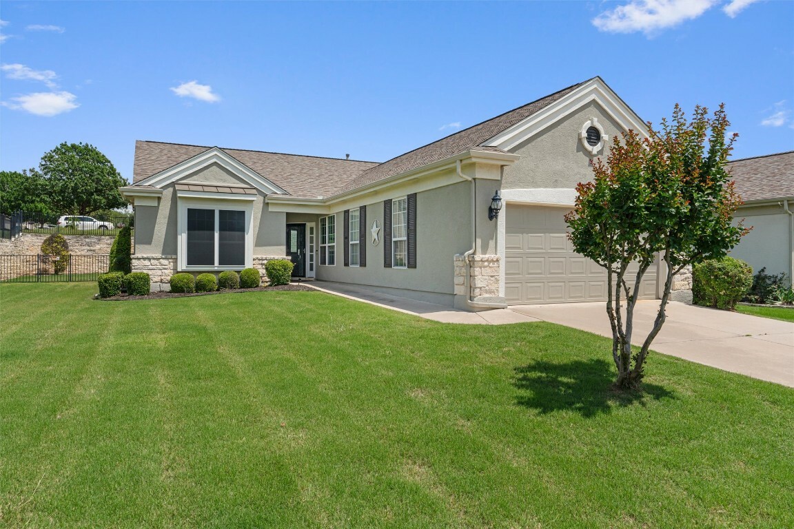 Property Photo: 214 Fieldstone Drive TX 78633