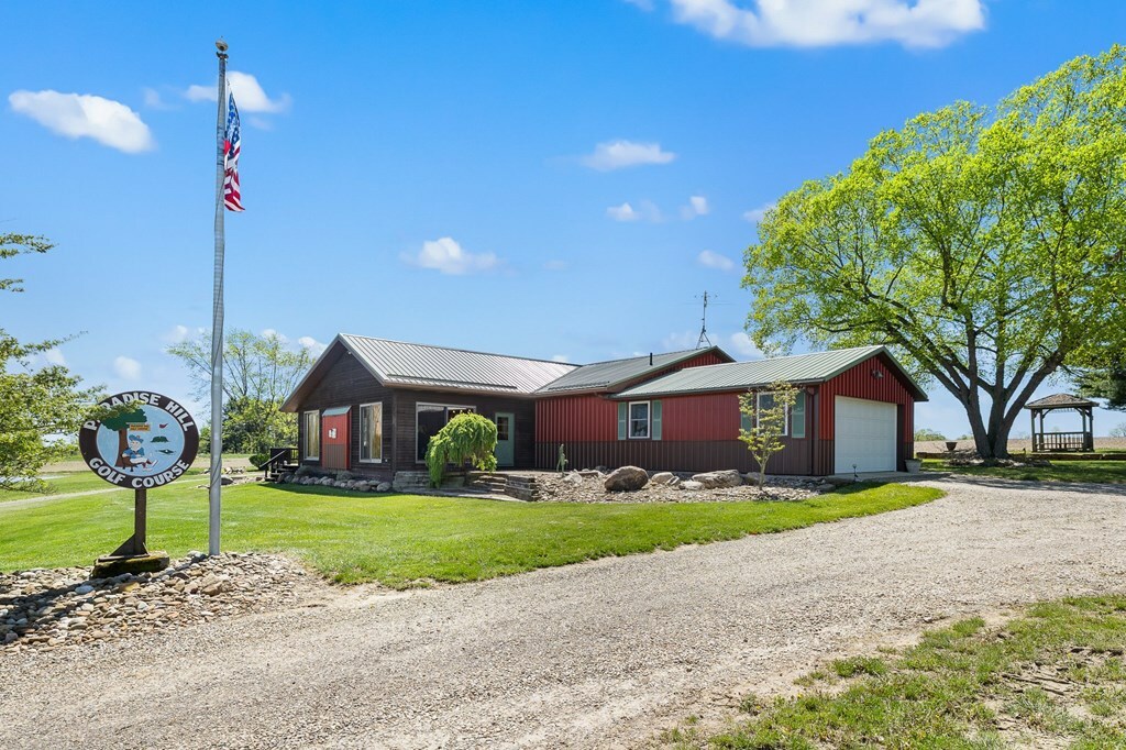 Property Photo: 1406 Twp Rd 1353 OH 44805