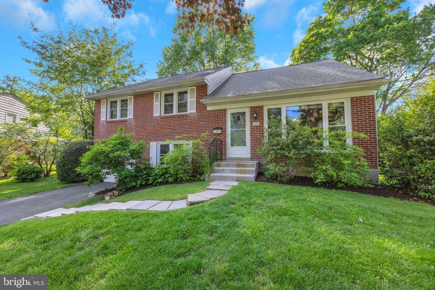 520 Bryn Mawr Avenue  Swarthmore PA 19081 photo