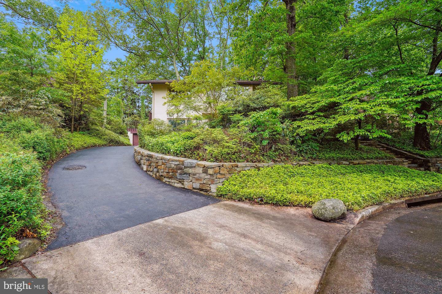 Property Photo: 11219 S Shore Road VA 20190