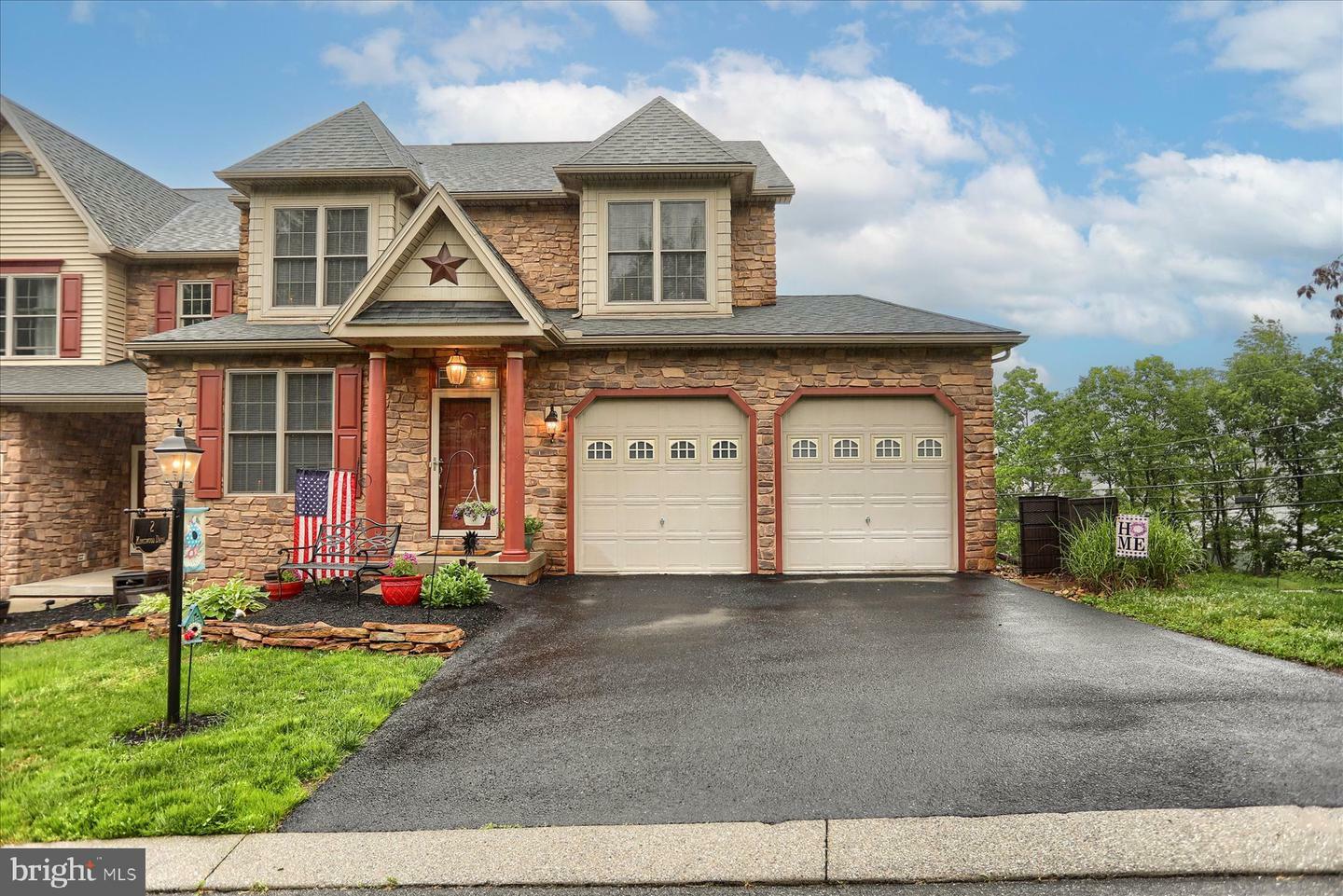 Property Photo: 2 Kingswood Drive PA 17339