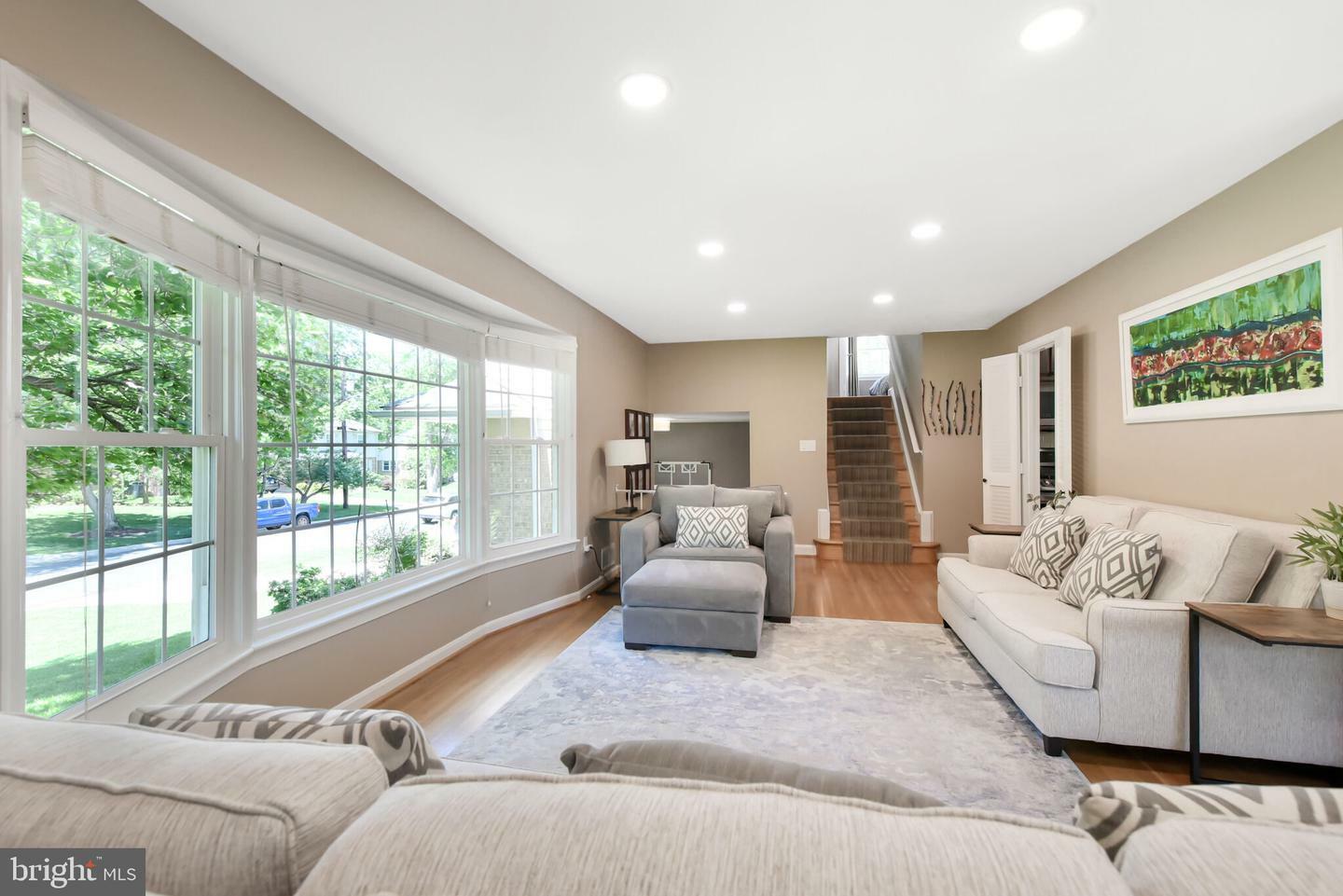 Property Photo: 11815 Prestwick Road MD 20854
