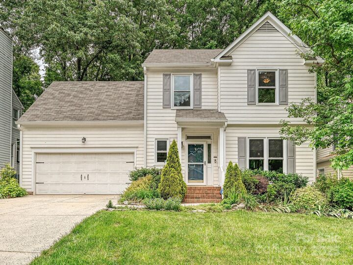 4315 Poplar Grove Drive  Charlotte NC 28269 photo
