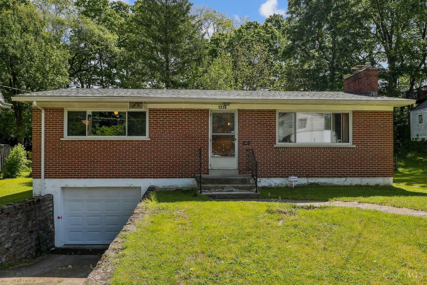 Property Photo: 1236 Purcell Avenue OH 45205