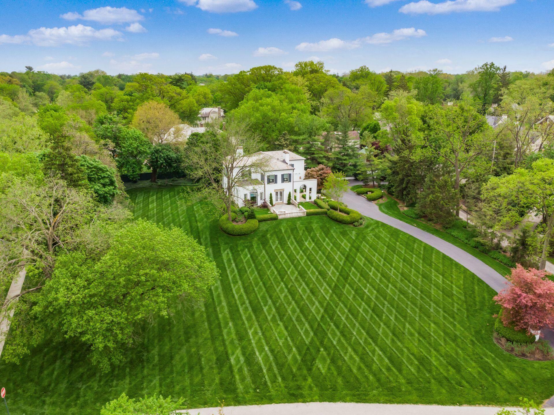 Property Photo: 10 Park Drive OH 43209