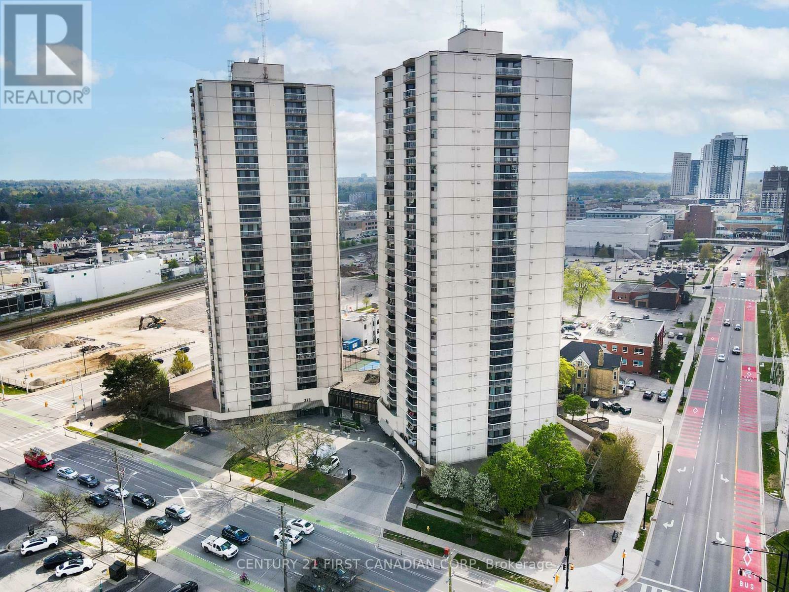 Property Photo: 363 Colborne Street 402 ON N6B 3N3