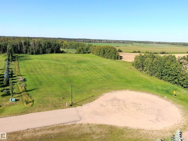 Property Photo:  51109 Rge Road 271 22  AB T7Y 1G7 