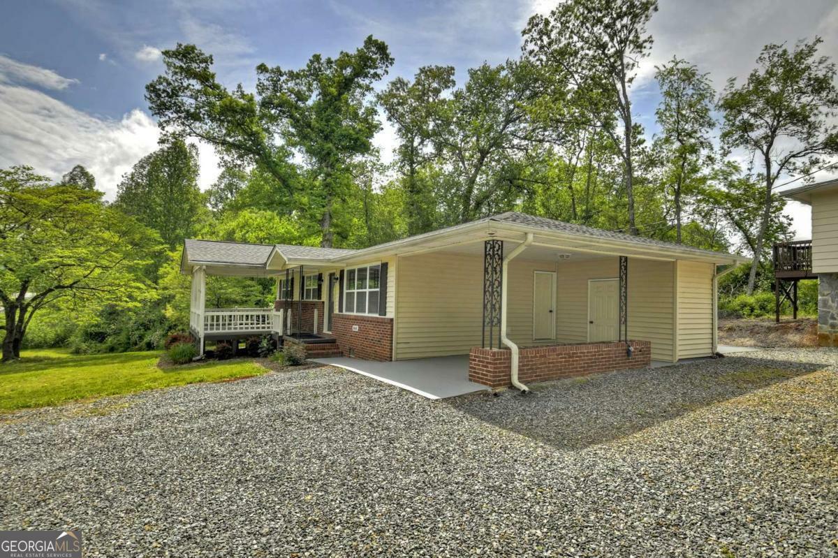 Property Photo: 868 Sugar Creek Road GA 30513