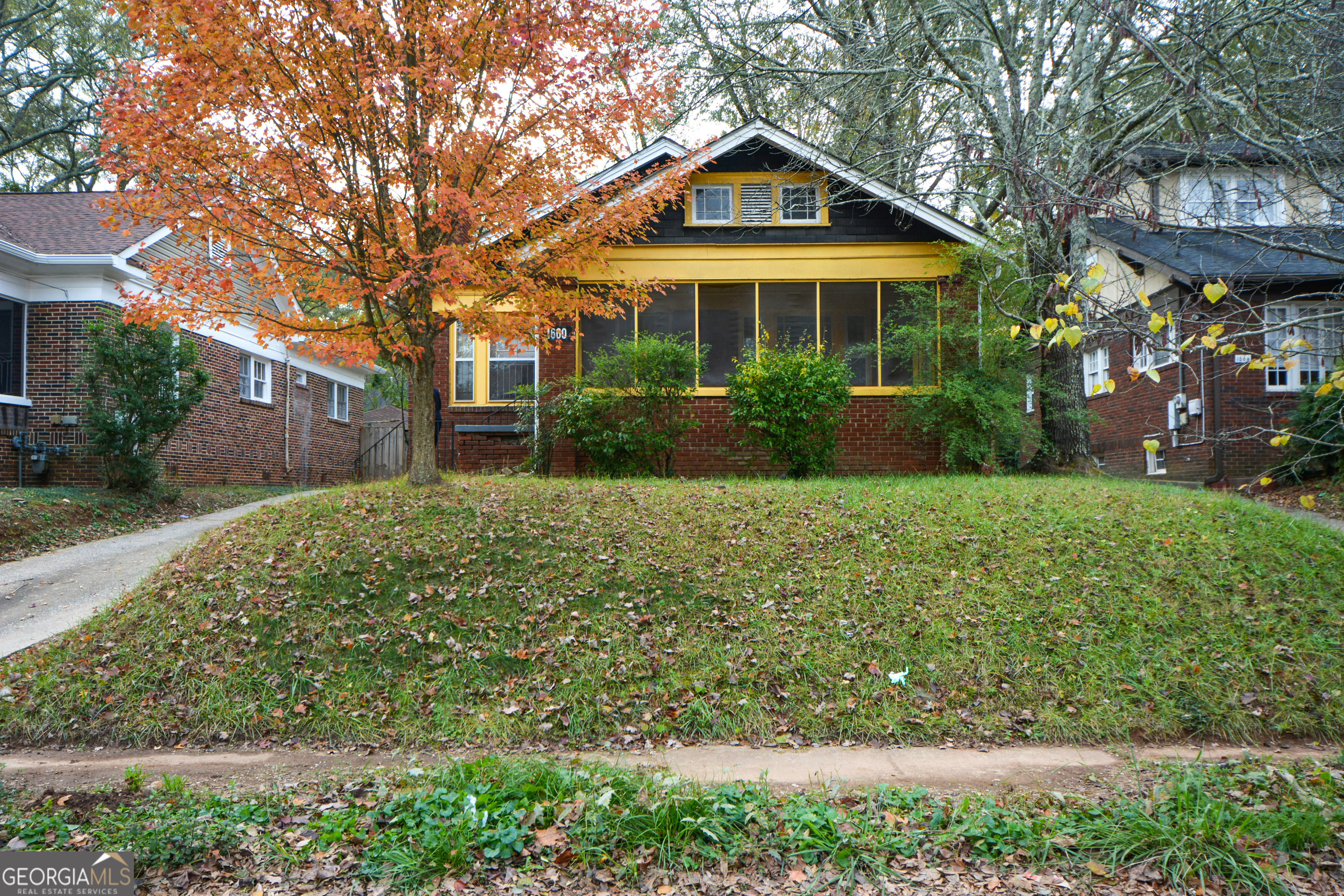 Property Photo: 1660 Rogers Avenue SW GA 30310